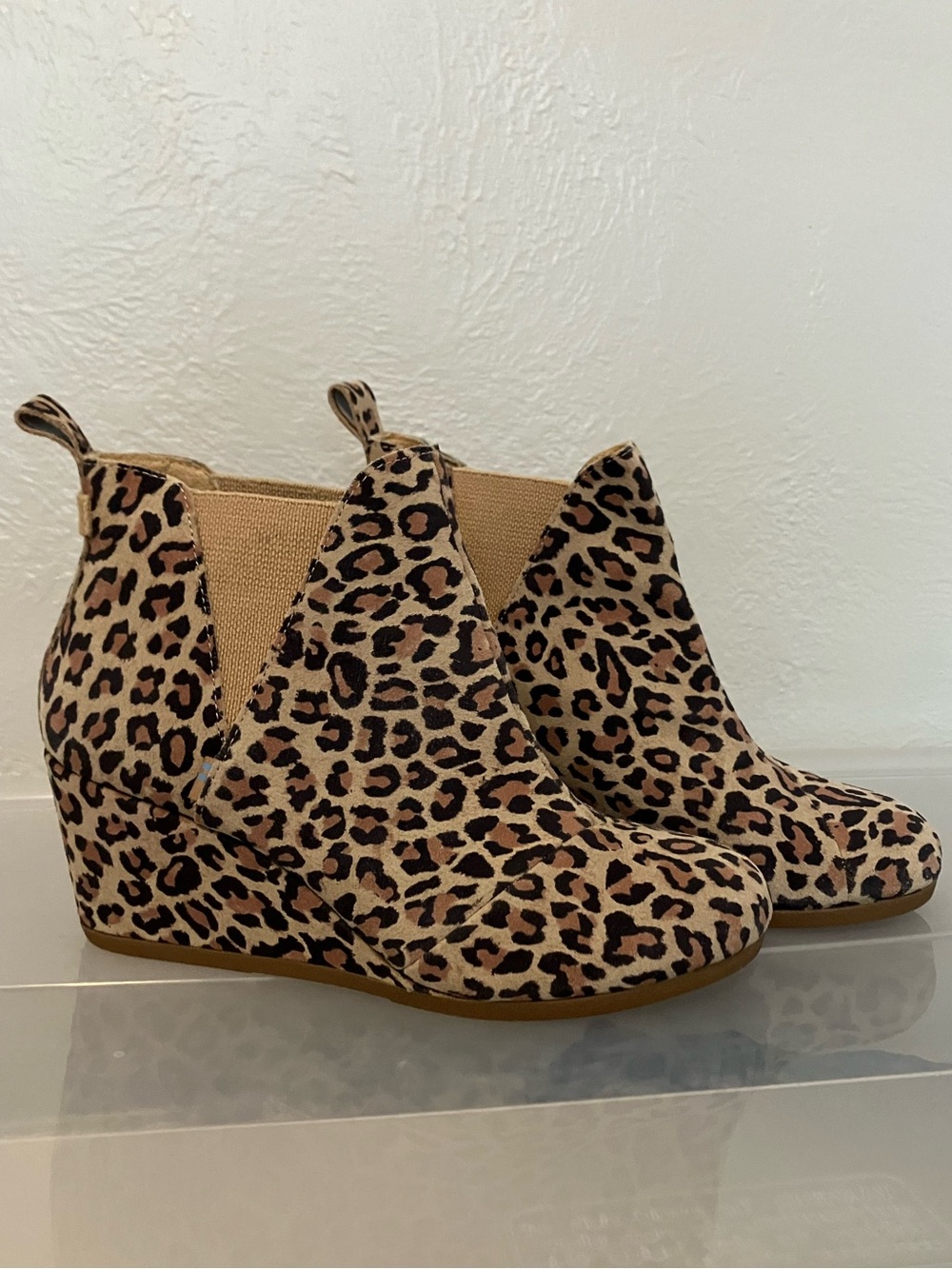 TOM’S Leopard Print Wedge Ankle Booties - Tan/Black